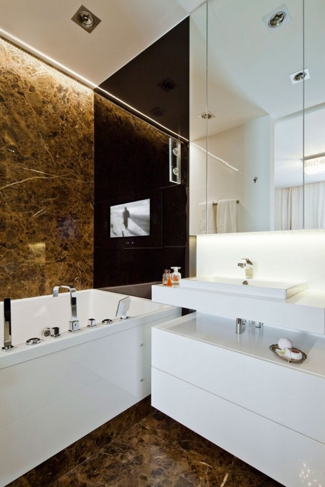 design-salle-bains-blanc-marbre-marron-impérial