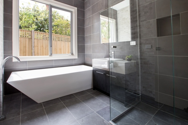 design salle bains moderne formes pures simples