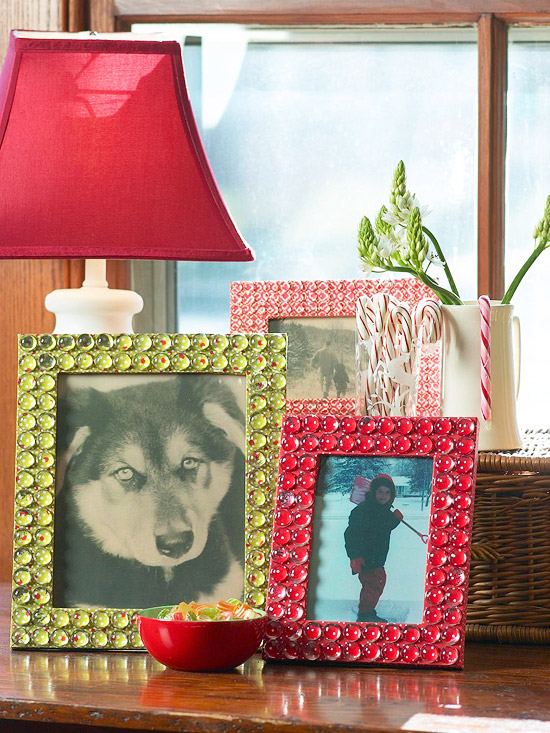 déco-de-Noël-DIY-cadres-photos-lampe-sucettes