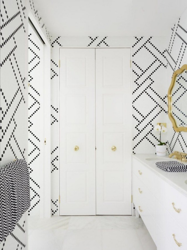 décoration-salle-bains-moderne-blanche-motifs-noirs