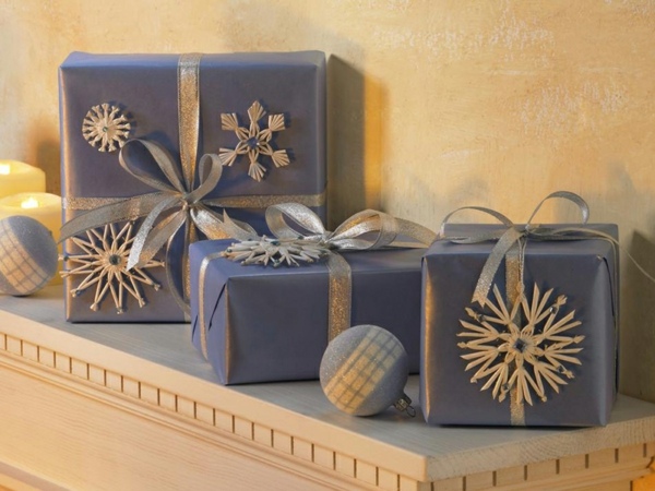 emballage-cadeaux-Noël-étoiles-flocons-neige