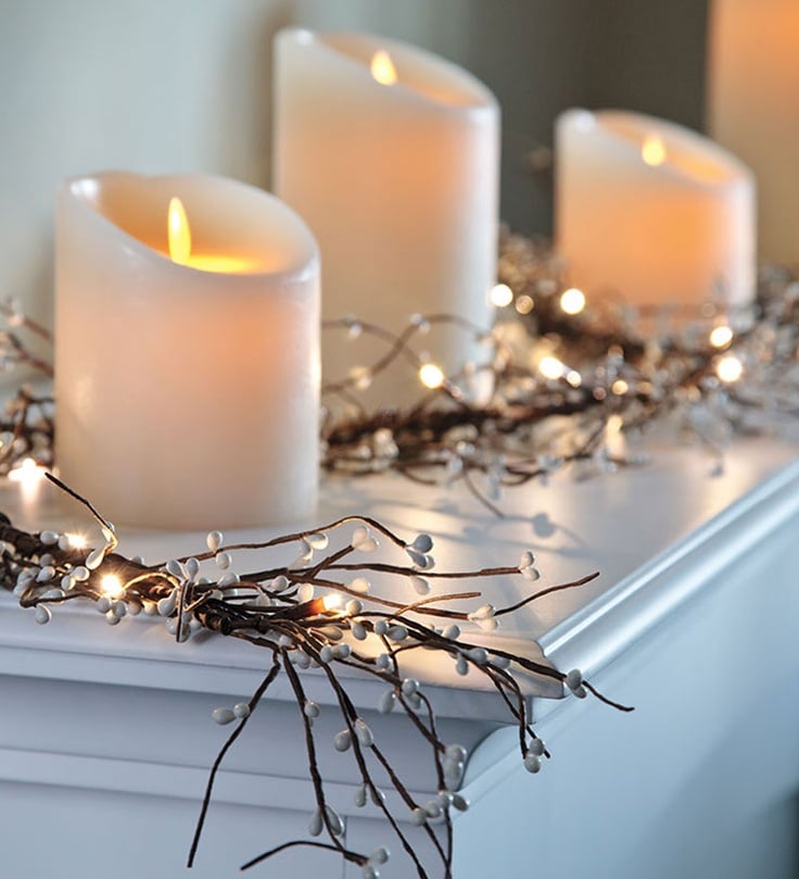 guirlande-lumineuse-LED-Noël-manteau-cheminée-bougies-blanches guirlande lumineuse LED