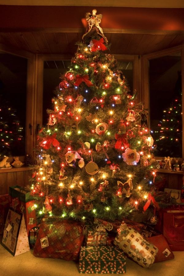 guirlande-lumineuse-LED-Noël-multicolores-sapin-Noel guirlande lumineuse LED