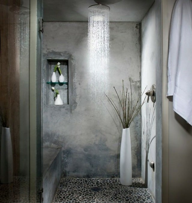 idée-de-douche-à-effet-pluie-salle-bains-moderne-vase
