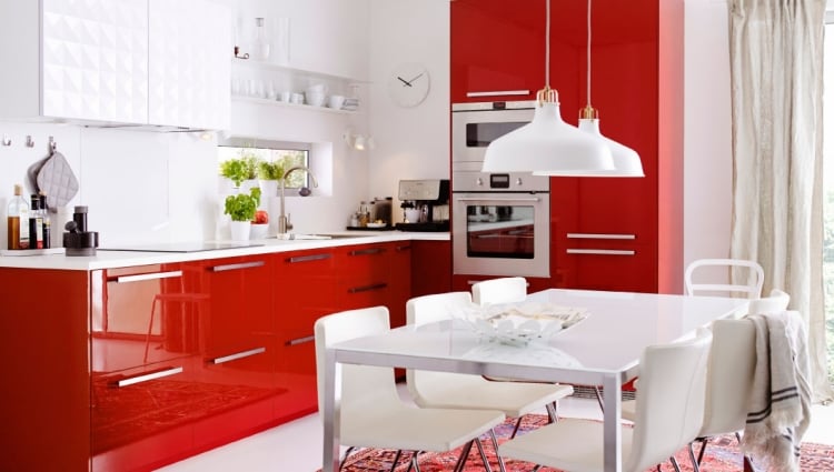 idées Ikea cusine table blanche cuisine rouge