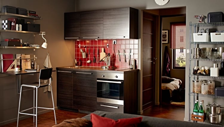 idées cuisine Ikea 2014 armoires électroménagers tabouret