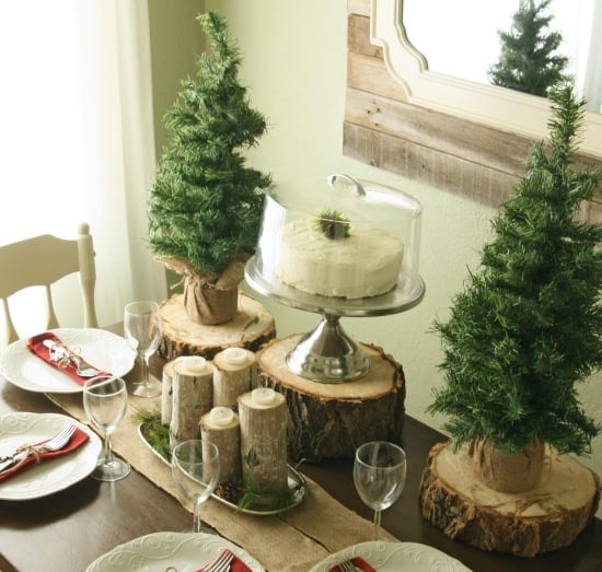 idées-déco-table-hiver-disques-bois-sapins-décoratifs-pots idées déco de table