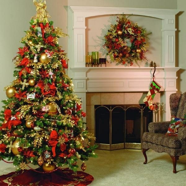 idées-décoration-Noël-fleurs-étoile-Noel-rouges-ornements-or-rouge-couronne-chaussette-Noel-multicolore idées décoration Noël