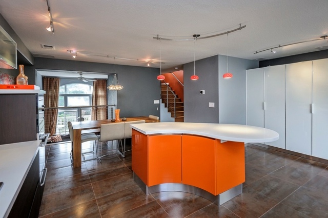 idées-de-cuisine-bar-couleur-orange
