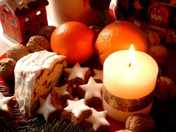 intérieur-déco-de-Noël-idées-originales-bougies-gateau