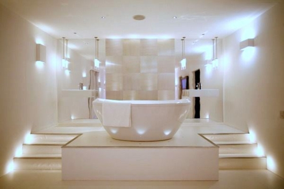 luminaire-salle-de-bains-brillance-votre-espace