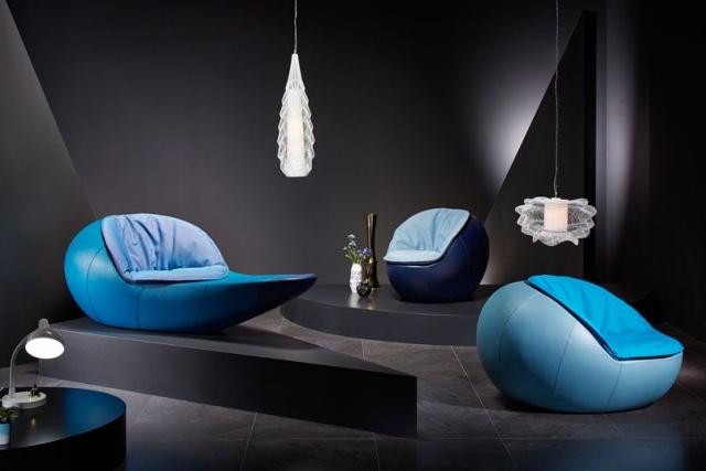 meuble-de-salon-idée-originale-fauteuils-bleus-Bolea-Stefan-Belli-Leolux