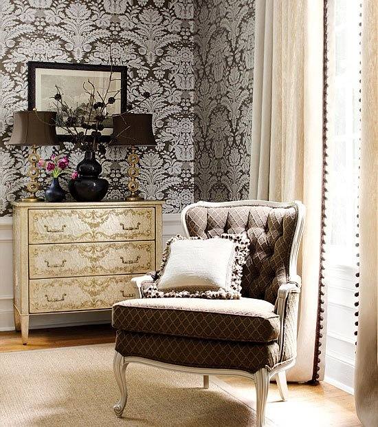 mobilier-salon-style-classique-papier-peints-baroques