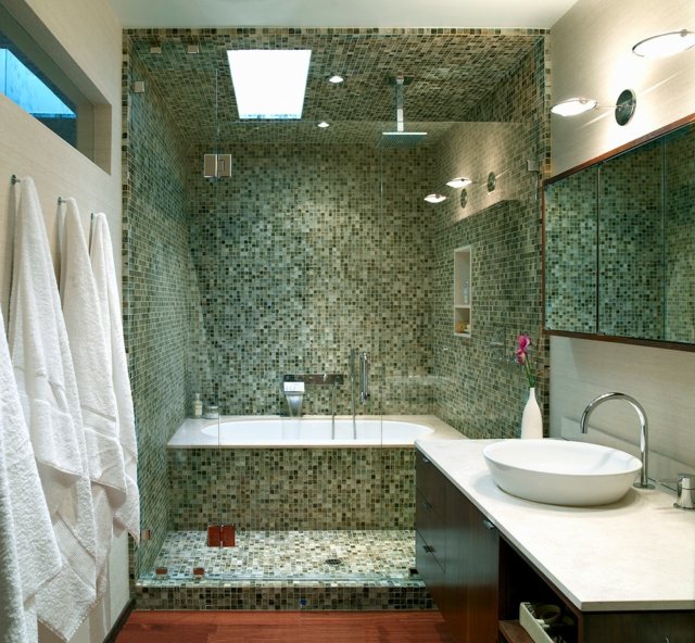 petite-salle-bains-mosaique-verte-vasque-ovale petite salle de bains