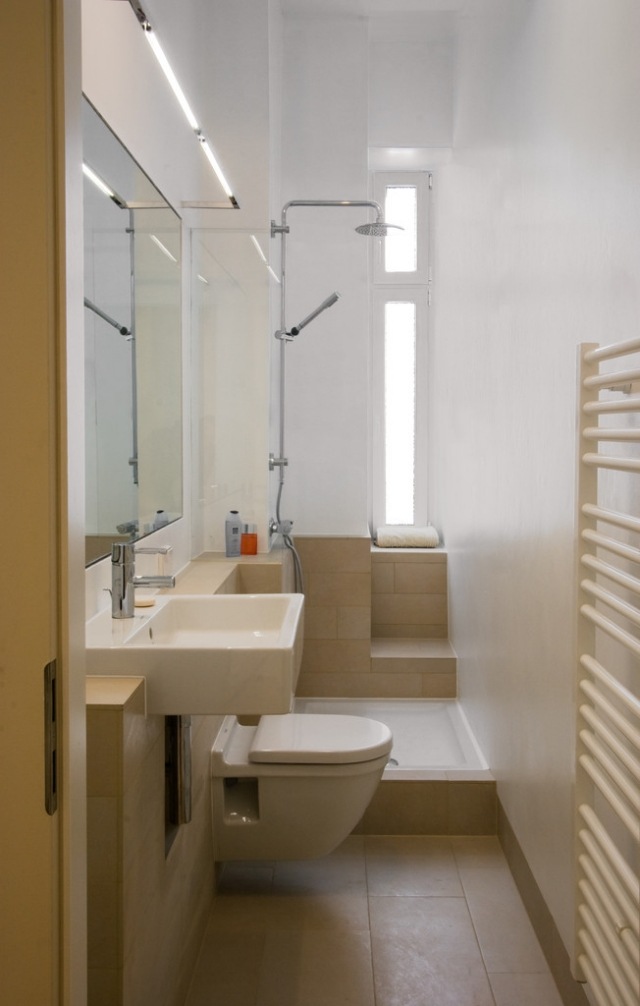 petite-salle-de-bains-idées-originales-aménagement-toilettes-douche-radiateur-pratique
