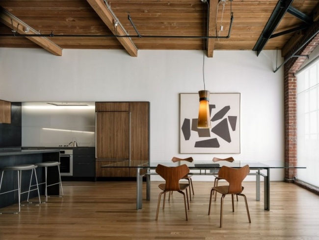 salle-à-manger-design-moderne-table-rectangulaire-verre-chaises-bois