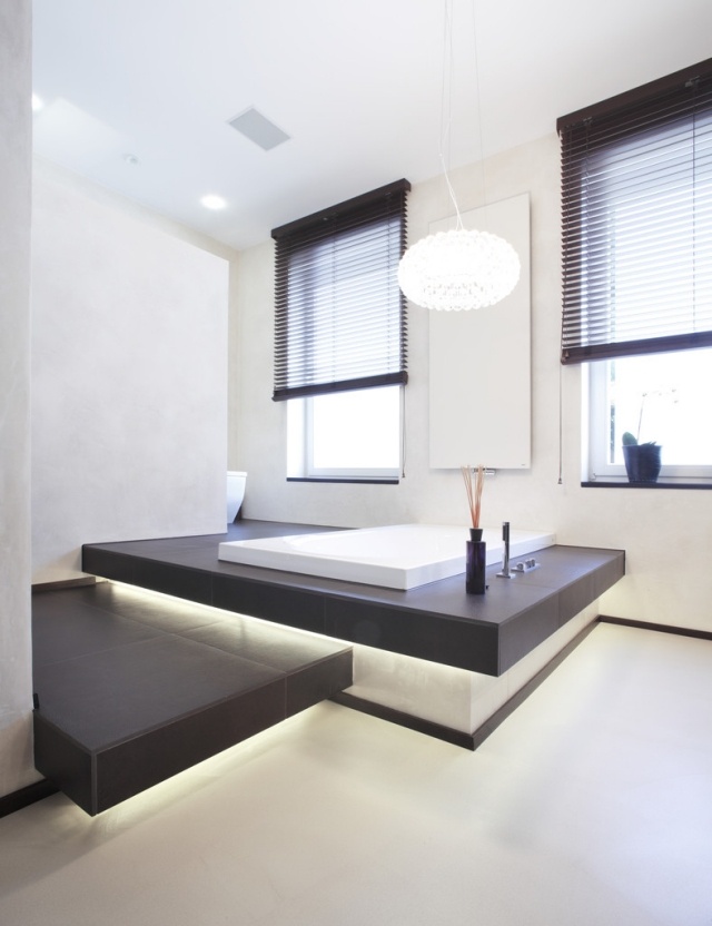 salle-bains-moderne-blanche-carreaux-gris-foncé-suspension-moderne photos de salle de bains