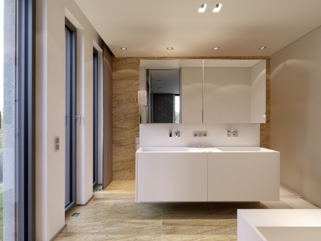 salle-bains-moderne-miroirs-meuble-vasque-blanc-carrelage-mural-sol-beige mosaïque