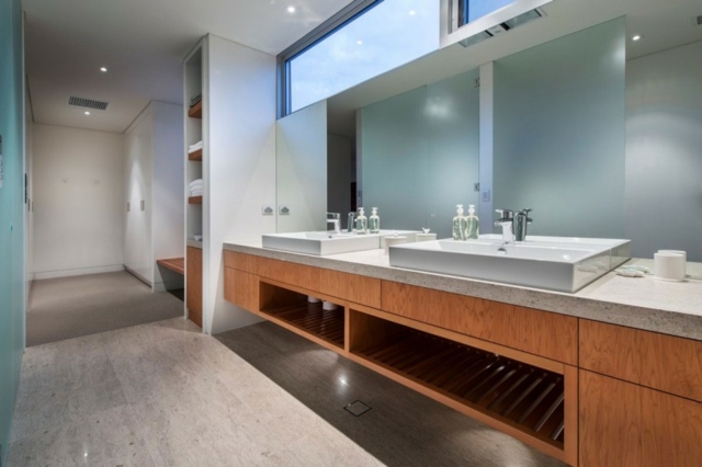 salle-de-bains-design-sous-lavabo-bois