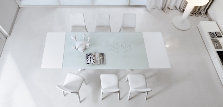 table à manger extensible couleur-blanche-salle-manger-confort-luxe
