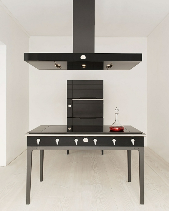 table-cuisson-induction-moderne-hotte-aspirante