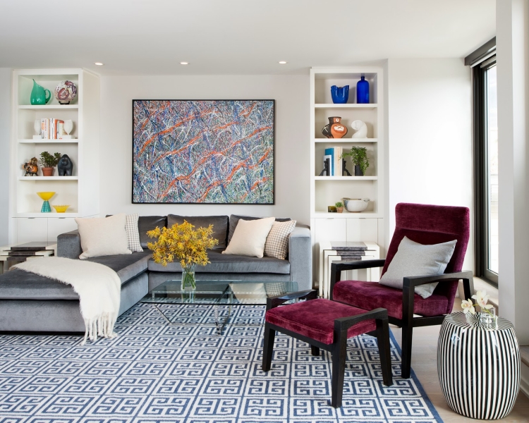 tapis de salon contemporain motifs-grecs-blanc-bleu