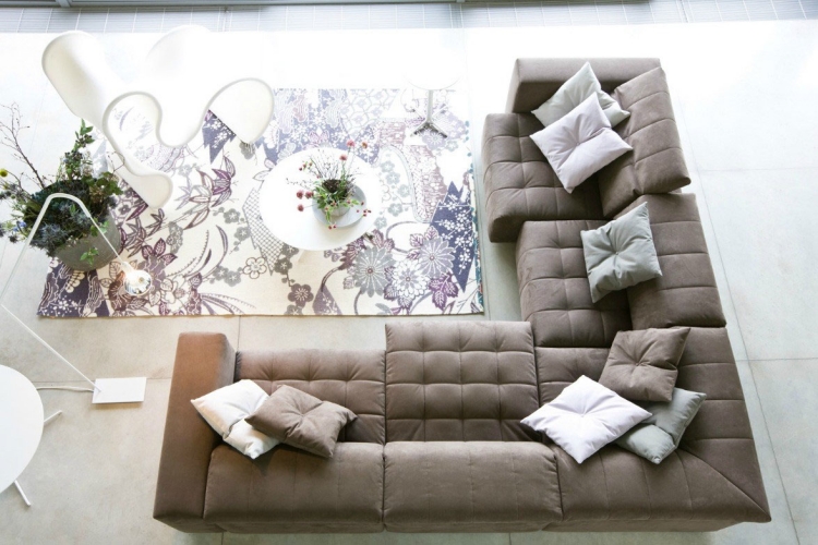tapis de salon motifs floraux canapé-angle