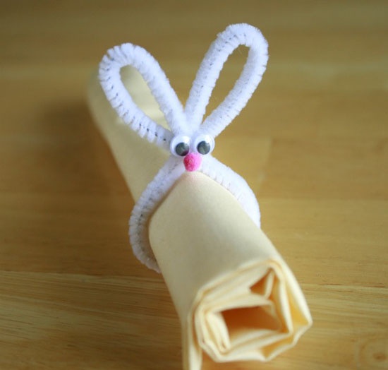 Idées déco DIY-Pâques-rond-serviette-lapin