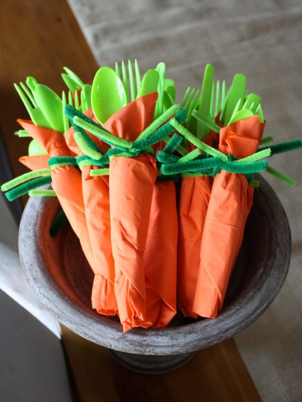 Idées-déco-DIY-Pâques-fouchette-serviette-orange