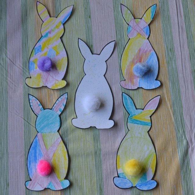 activités-pour-enfants-Pâques coloriage-lapins-2-4-ans