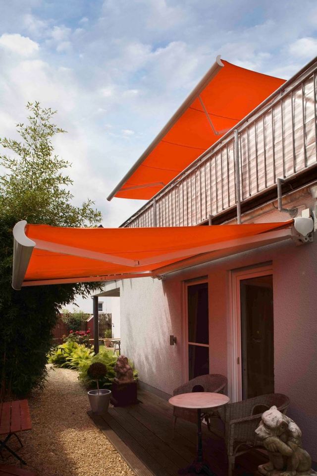 aménagement-balcon-terrasse-auvent-retractable-couleur-orange