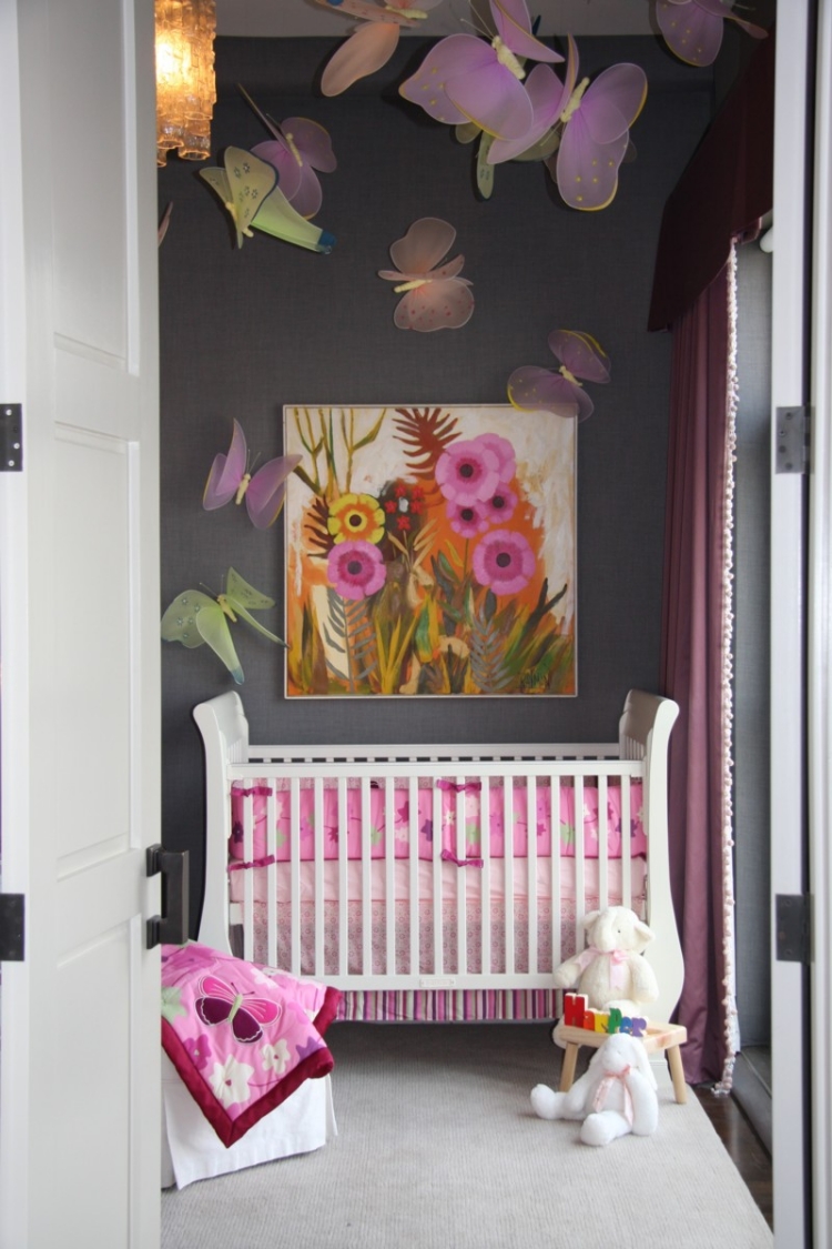 aménagement-chambre-bébé-papillons-décoratifs-tableau aménagement chambre bébé