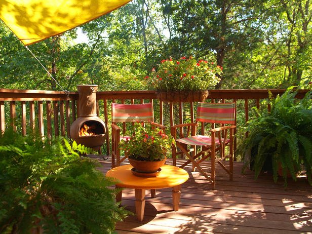 aménagement extérieur terrasse bois-table-basse