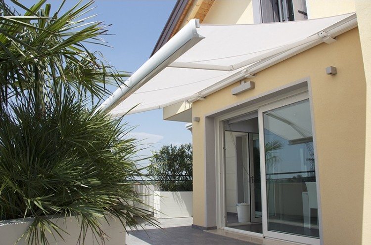 aménagement-terrasse-auvent-retractable