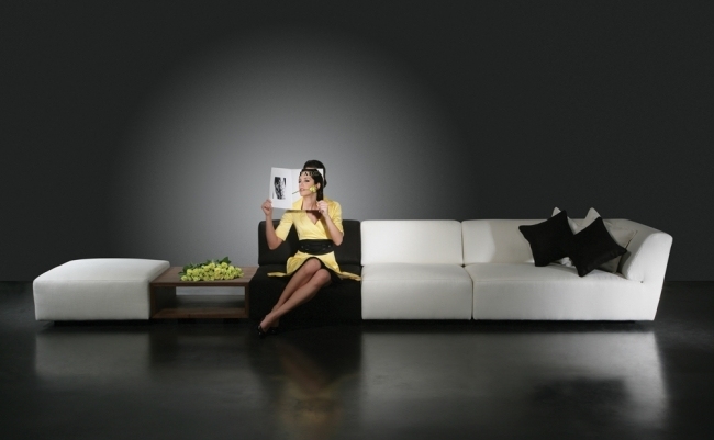 canapé de salon design blanc-noir-FADO-Wim-Segers-Indera