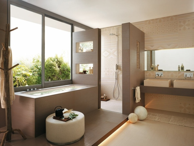 carrelage-salle-bain-beige-clair-motifs-originaux carrelage de salle de bains