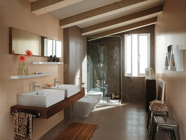 carrelage-salle-bain-beige-motifs-mosaique carrelage de salle de bains