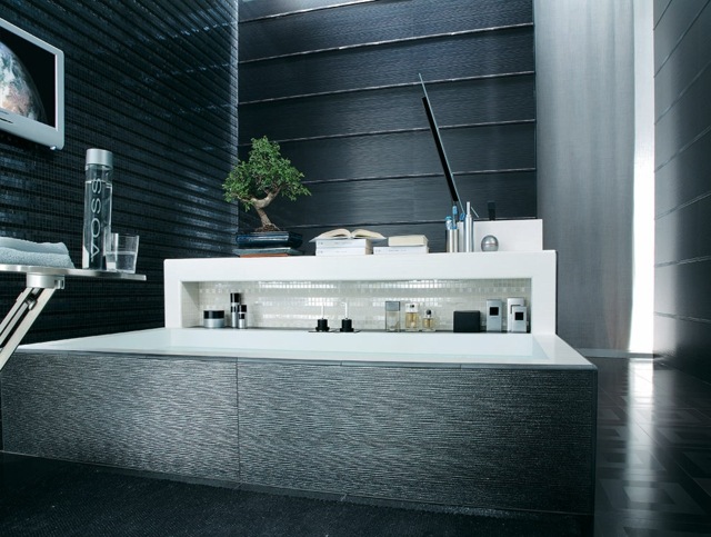 carrelage-salle-bain-noir-gris-mat-mosaique carrelage de salle de bains