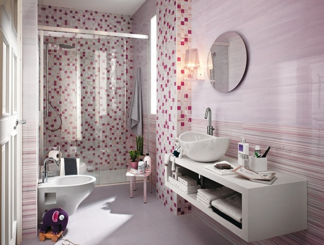 carrelage-salle-bain-rose-pâle-mosaique-cabine-douche