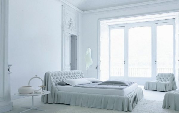 chambre-à-coucher-adulte-design-lit-couleur-blanche