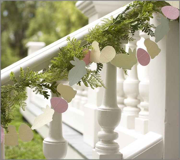 decoration-paques-guirnalnde-escaliers-lapins décoration pour Pâques