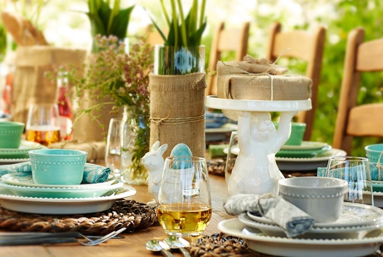 decoration-paques-table-fleurs-porte-oeufs décoration pour Pâques