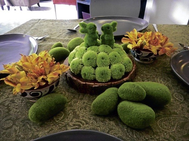 déco-de-table-lapins-verts-fleurs