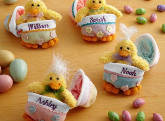 décoration-de-Pâques-cadeau-poussins-oeufs-decoratifs