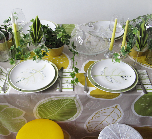 décoration-de-Pâques-table-couleur-jaune-verte-bougies