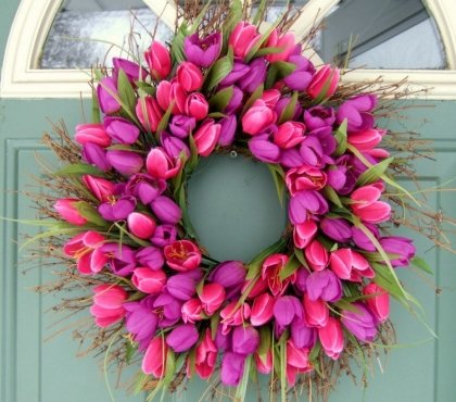 décoration-printemps-couronne-tulipes-rose-lilas