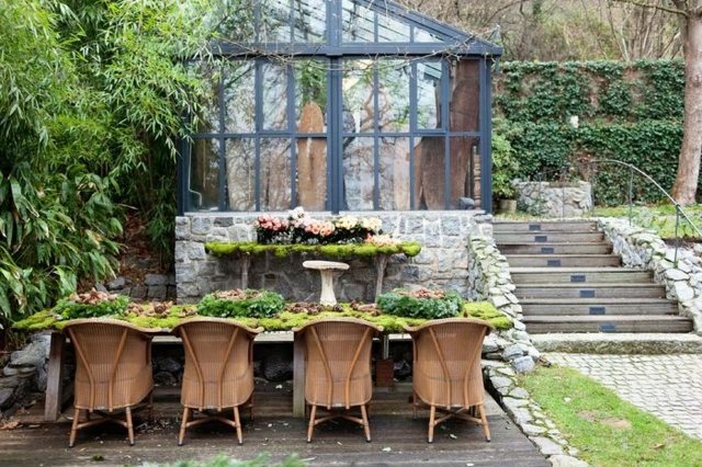 meubles de jardin terrasse-bois-serre-jardin-pierres