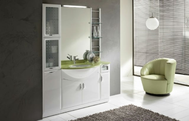 meubles salle de bains blancs fauteuil-cuir-vert-pâle
