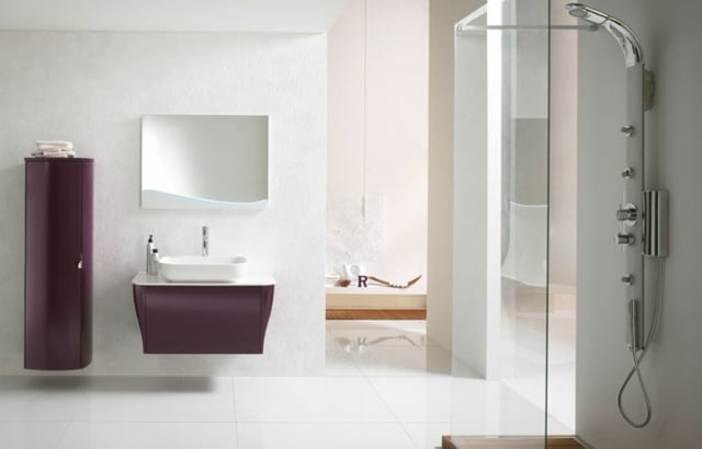 meubles-salle-bains-suspendus-couleur-aubergine