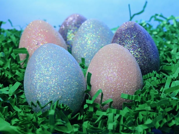 oeufs-Pâques-paillettes-multicolores œufs de Pâques